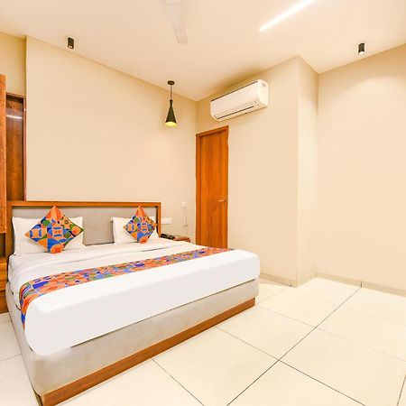 Fabhotel Dc Premium Zirakpur Экстерьер фото