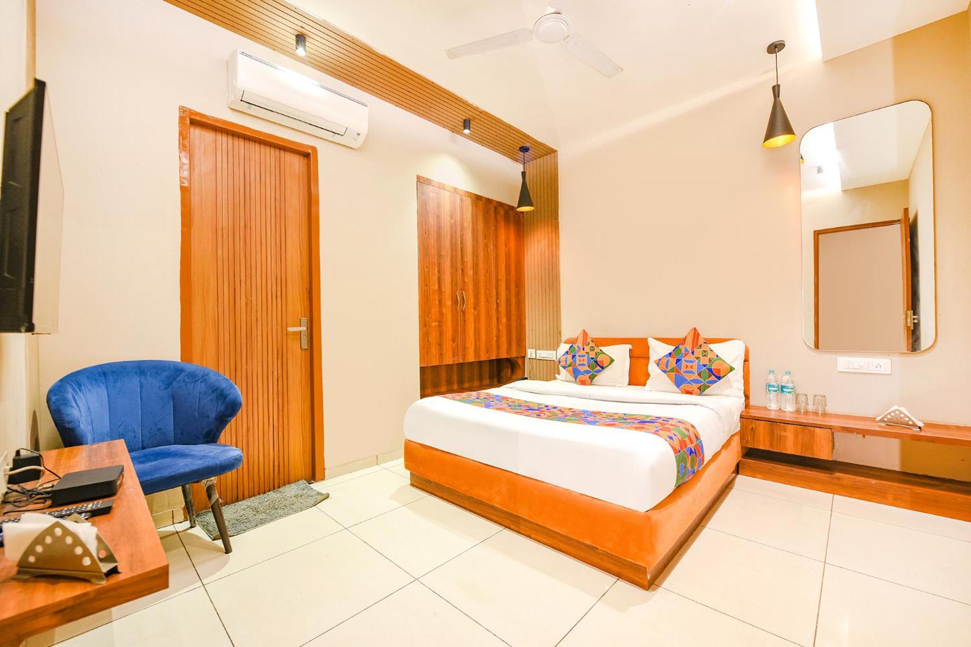 Fabhotel Dc Premium Zirakpur Экстерьер фото