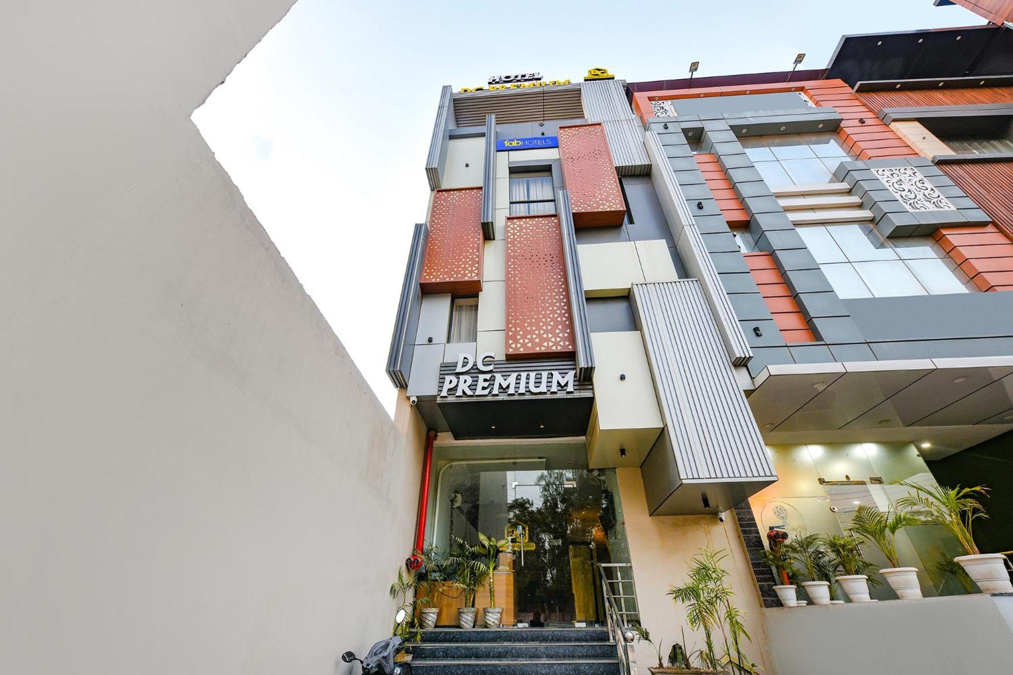 Fabhotel Dc Premium Zirakpur Экстерьер фото