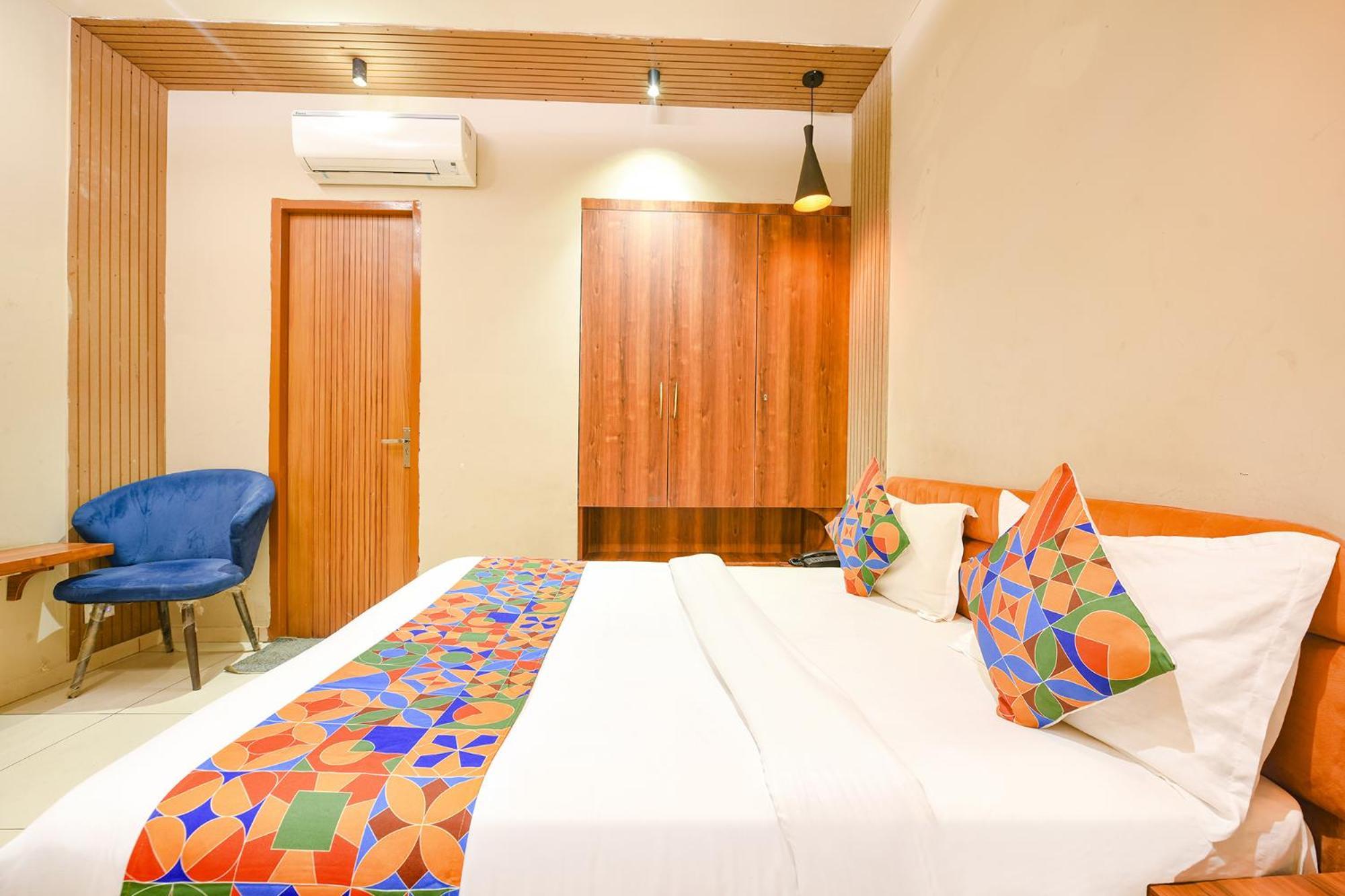 Fabhotel Dc Premium Zirakpur Экстерьер фото
